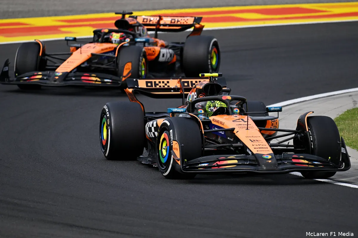 Vermeulen zag 'koele kikker' Verstappen onder hoge druk presteren: 'Nog nooit zo'n sterk karakter gezien'